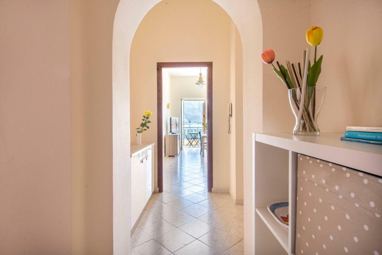 Casetta Vista Mare In Piazza A Mondello Palermo Exteriér fotografie